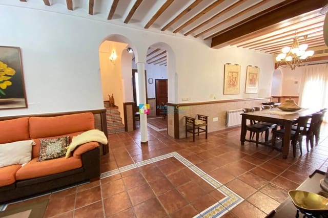 4 bedroom Finca/Country House for rent in Los Llanos (Zurgena), Zurgena - € 750 (Ref: 9396825)