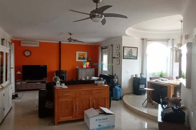 3 soveværelse Villa til salg i Partaloa med swimmingpool - € 259.000 (Ref: 9396826)