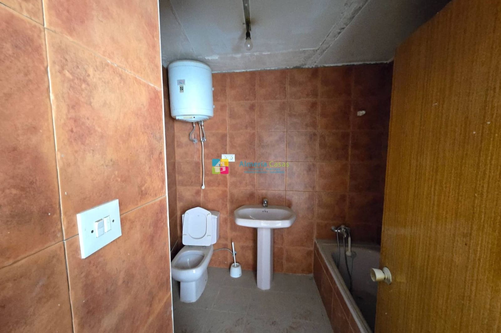 2 bedroom Townhouse for sale in Urracal with garage - € 38,000 (Ref: 9412817)