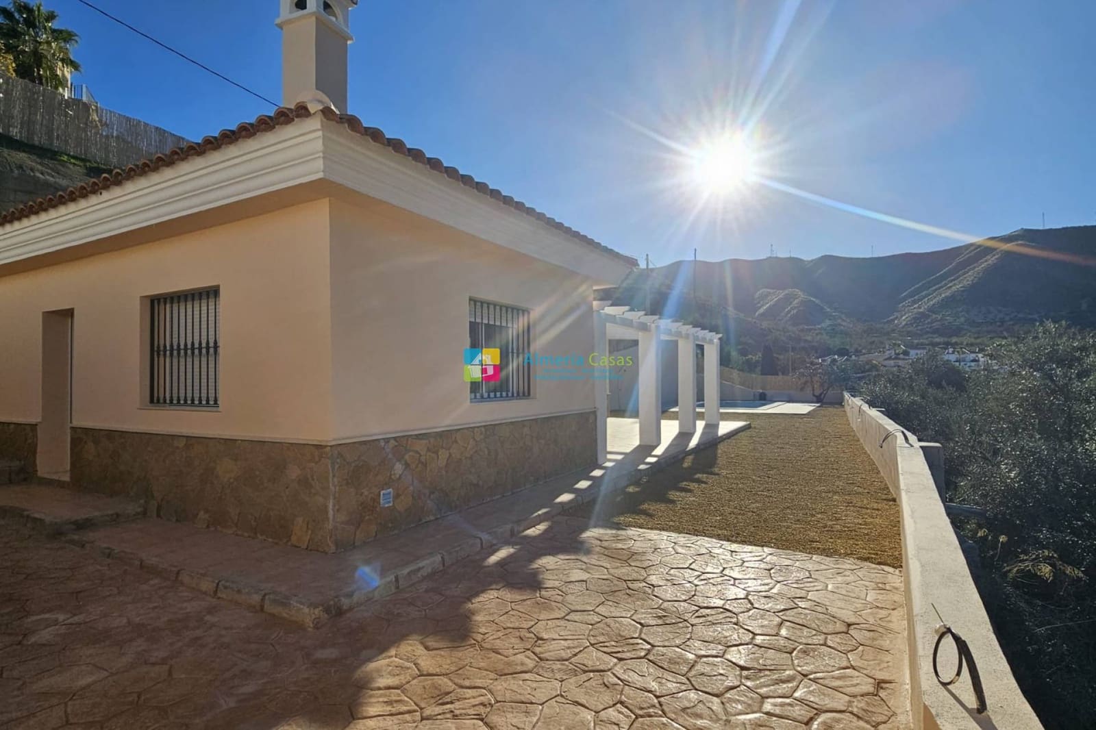 3 soveværelse Villa til salg i Arboleas med swimmingpool - € 245.000 (Ref: 9418886)