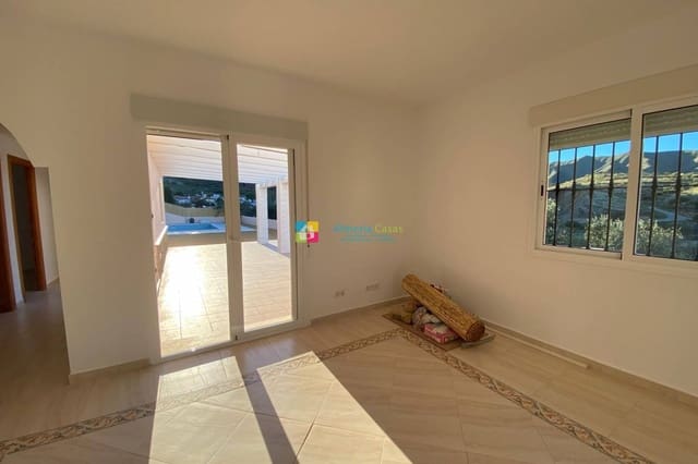 3 soveværelse Villa til salg i Arboleas med swimmingpool - € 245.000 (Ref: 9418886)