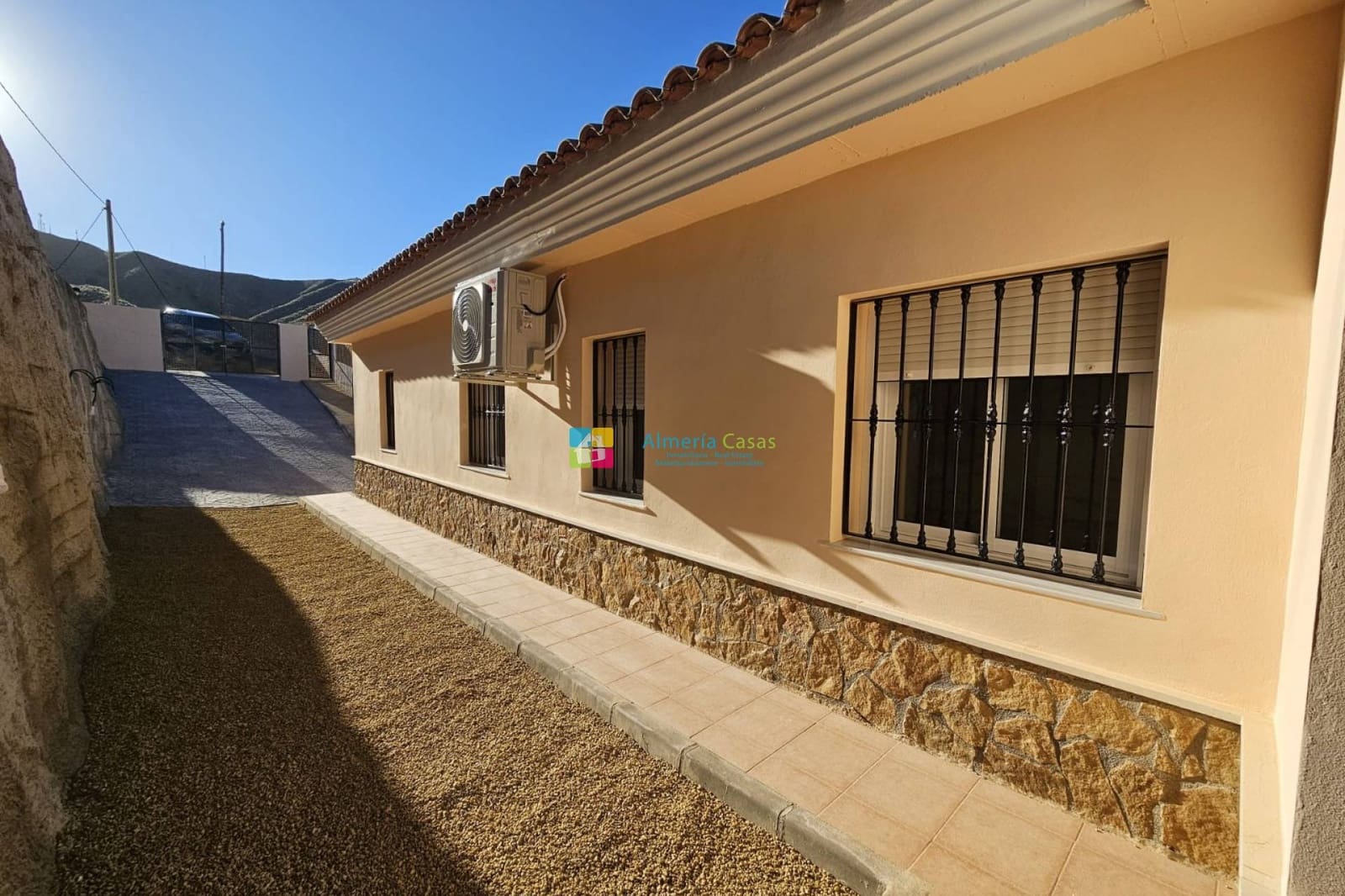 3 soveværelse Villa til salg i Arboleas med swimmingpool - € 245.000 (Ref: 9418886)