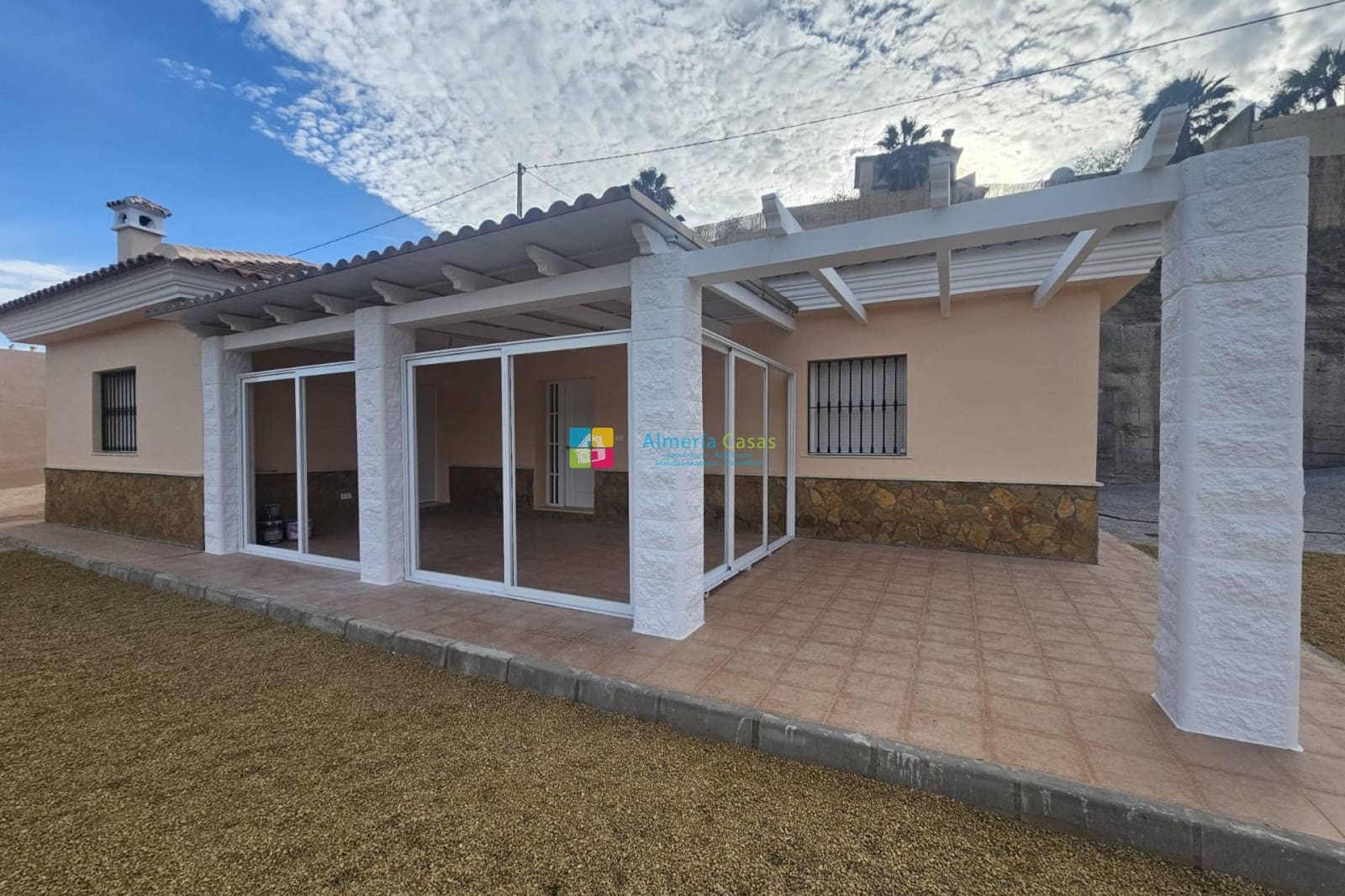 3 bedroom Villa for sale in Arboleas with pool - € 255,000 (Ref: 9418886)