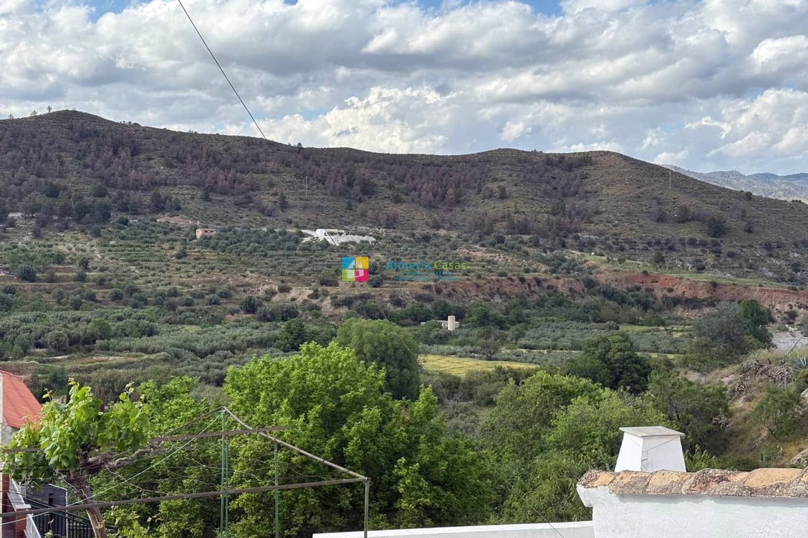 7 slaapkamer Huis te koop in Sufli - € 99.000 (Ref: 9426370)