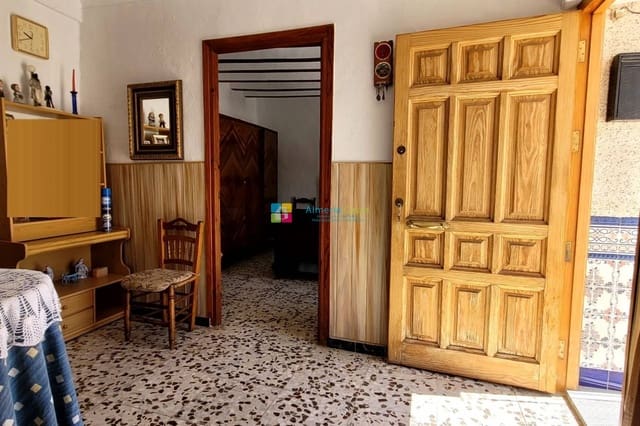 5 chambre Maison de Ville à vendre à Cúllar avec garage - 58 000 € (Ref: 9431769)