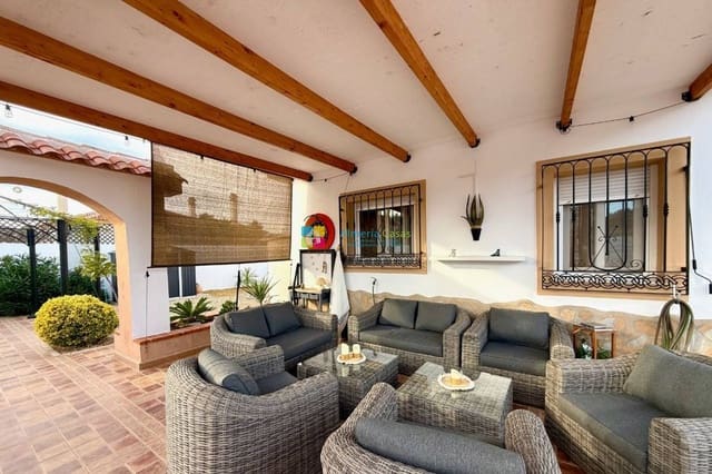 3 quarto Moradia para venda em Arboleas com piscina garagem - 325 000 € (Ref: 9431998)