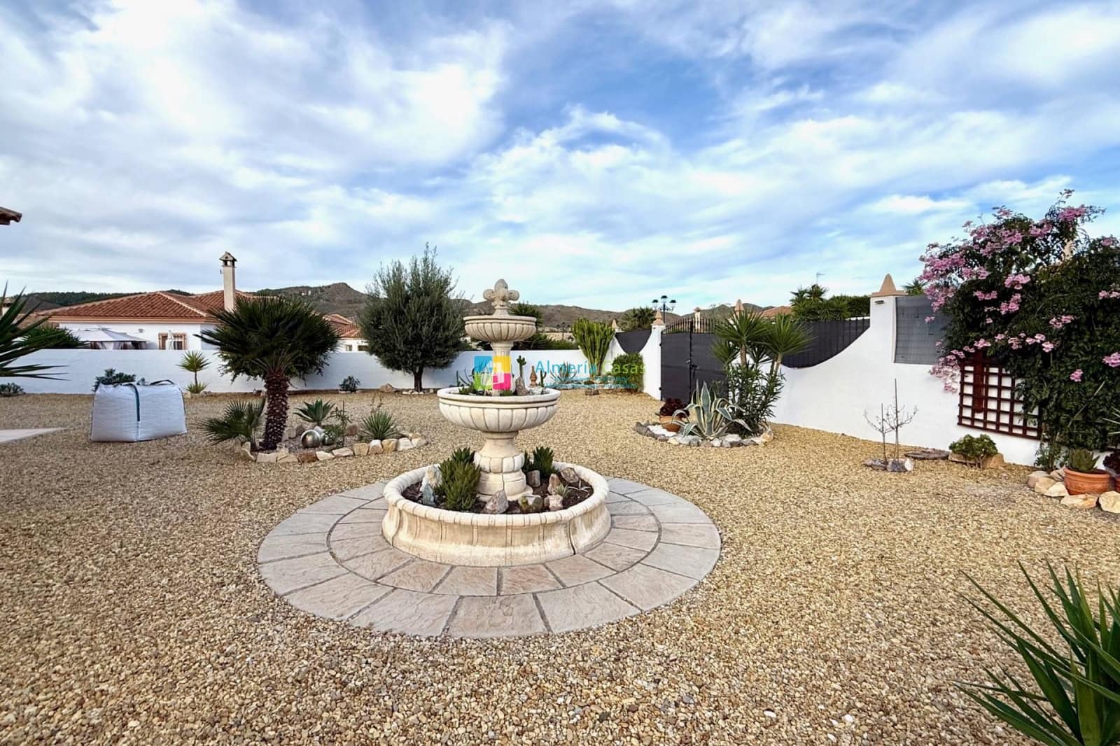 3 soveværelse Villa til salg i Arboleas med swimmingpool garage - € 325.000 (Ref: 9431998)