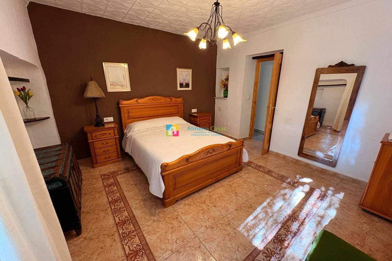 8 sypialnia Finka/Dom wiejski na sprzedaż w Velez-Rubio z basenem - 325 000 € (Ref: 9431999)