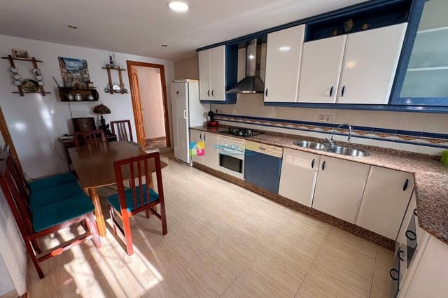 8 slaapkamer Finca/Landhuis te koop in Vélez-Rubio met zwembad - € 325.000 (Ref: 9431999)