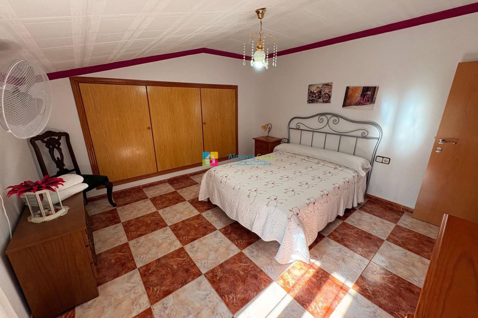 8 sypialnia Finka/Dom wiejski na sprzedaż w Velez-Rubio z basenem - 325 000 € (Ref: 9431999)