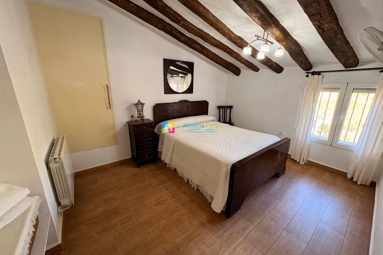 8 sypialnia Finka/Dom wiejski na sprzedaż w Velez-Rubio z basenem - 325 000 € (Ref: 9431999)