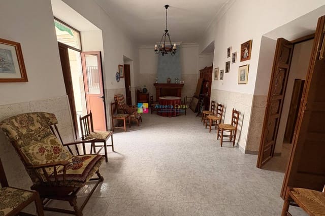 5 soveværelse Byhus til leje i Cantoria - € 600 (Ref: 9436289)