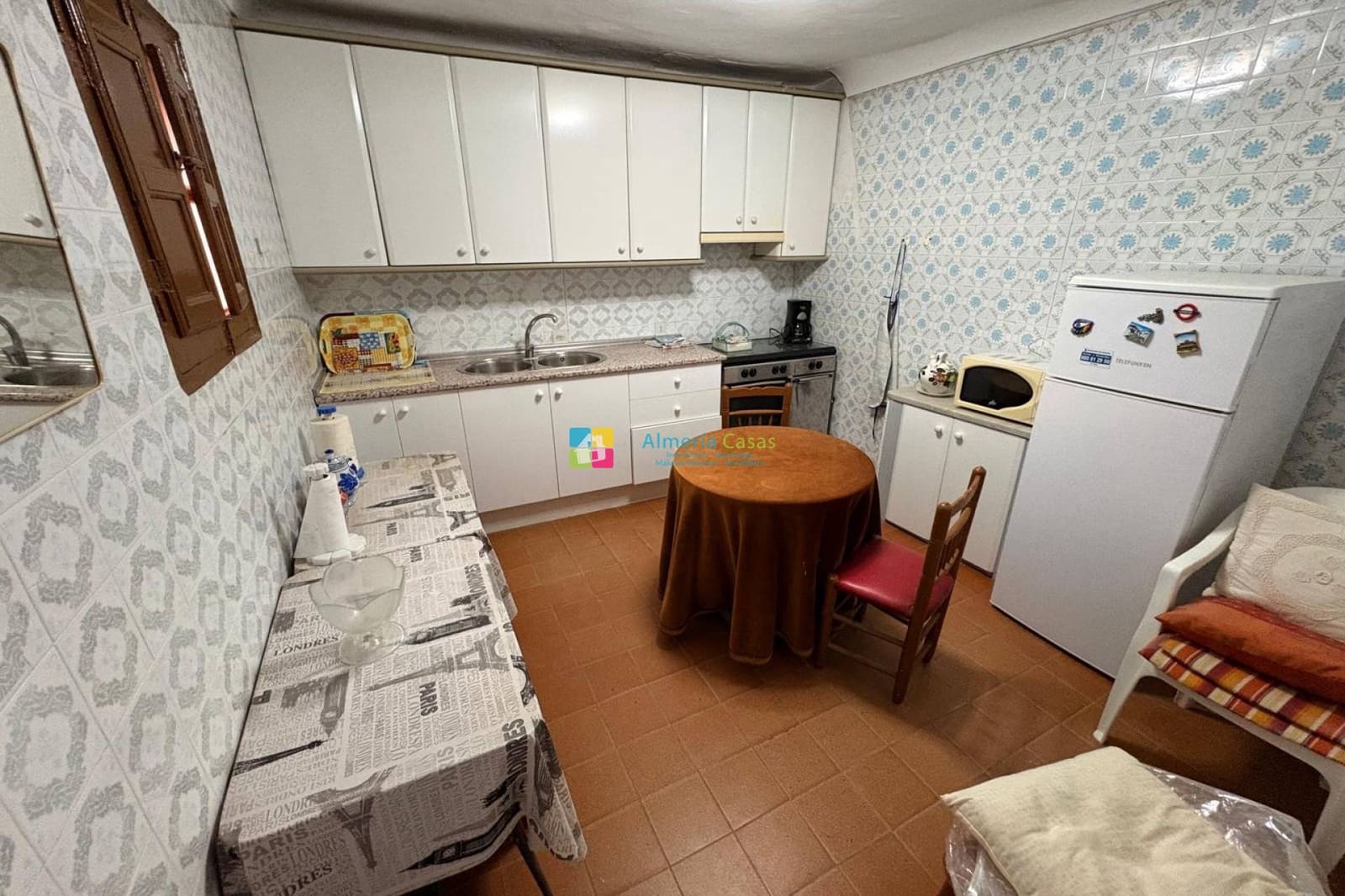 5 makuuhuone Omakotitalo vuokrattavana paikassa Cantoria - 600 € (Ref: 9436289)