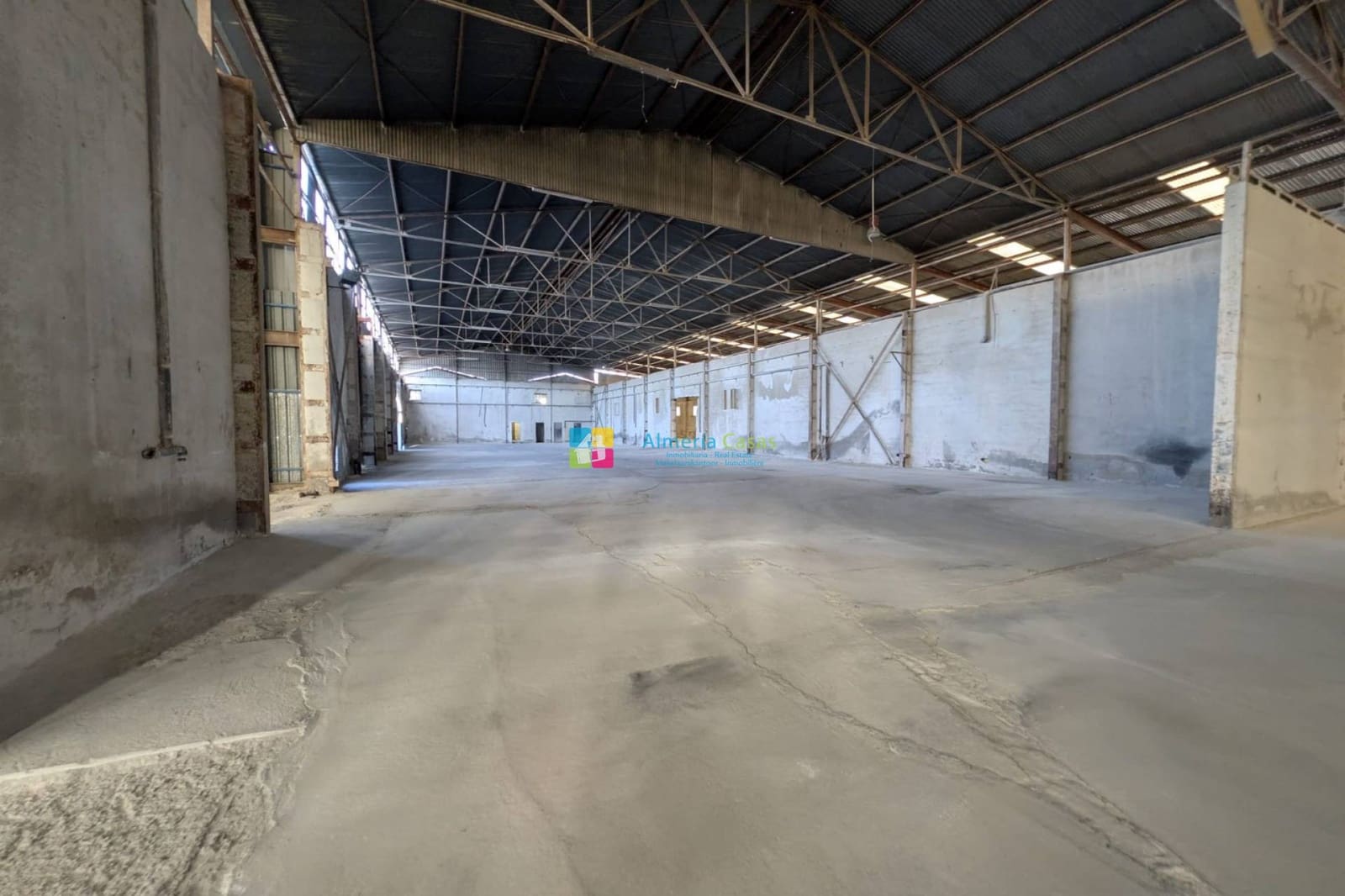 Local Comercial en Fines en venta - 610.000 € (Ref: 9454714)