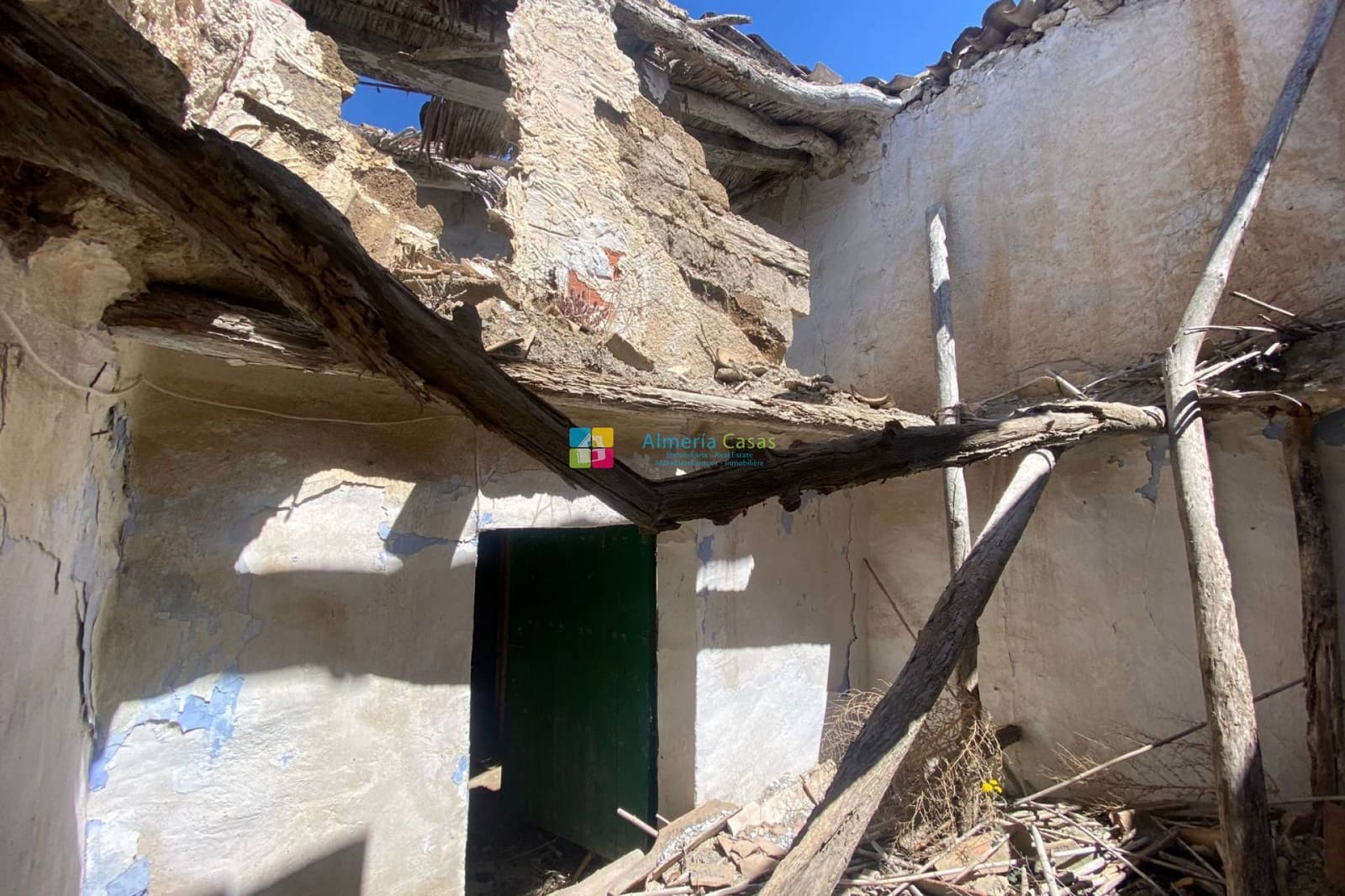 7 bedroom Townhouse for sale in Oria - € 25,000 (Ref: 9457750)