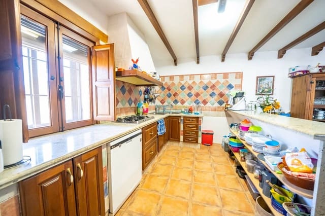 Finca/Casa Rural de 5 habitaciones en Cantoria en venta - 240.000 € (Ref: 9495252)