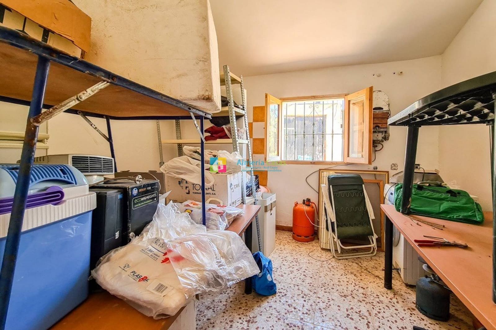 4 makuuhuone Maalaistalo myytävänä paikassa Lubrin mukana 
autotalli - 349 950 € (Ref: 9495254)