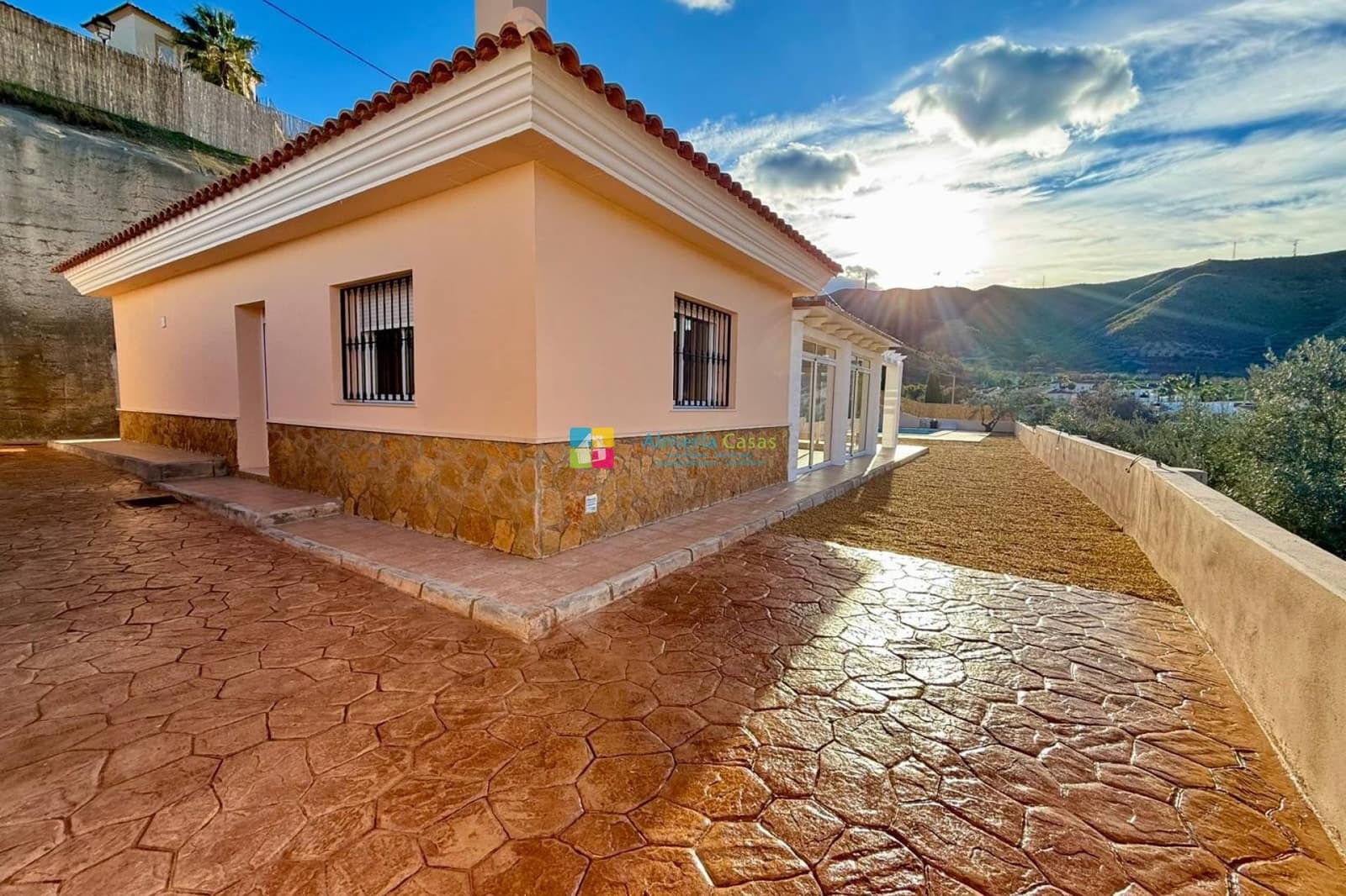 3 Zimmer Villa zu verkaufen in Arboleas mit Pool - 255.000 € (Ref: 9503022)