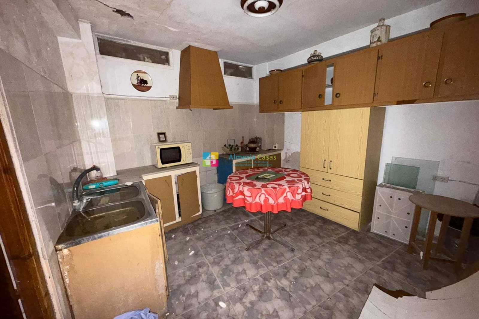 Casa de 4 habitaciones en Cantoria en venta - 55.000 € (Ref: 9503030)