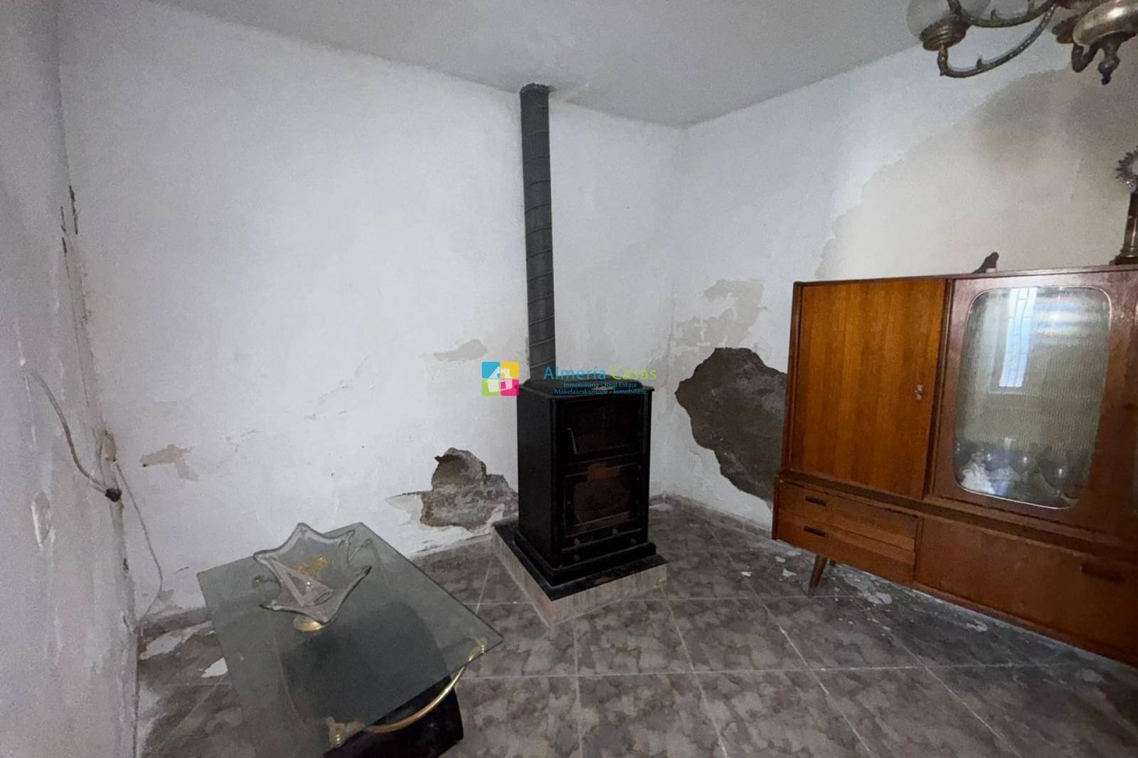 Casa de 4 habitaciones en Cantoria en venta - 55.000 € (Ref: 9503030)