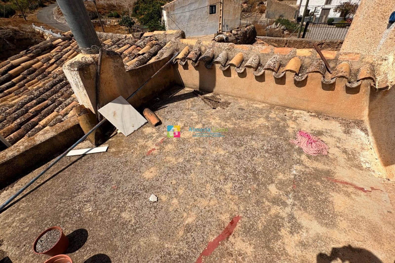 3 bedroom Finca/Country House for sale in Albox with garage - € 99,000 (Ref: 9510105)