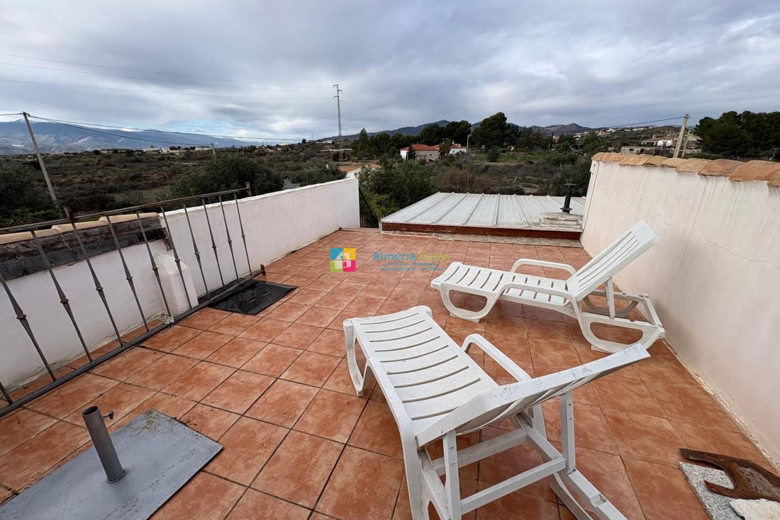 4 slaapkamer Finca/Landhuis te koop in La Piedra Amarilla met garage - € 285.000 (Ref: 9517870)