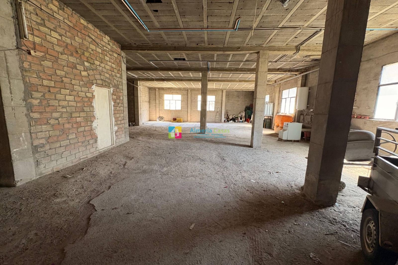 8 soveværelse Byhus til salg i Sierro med garage - € 224.950 (Ref: 9521758)