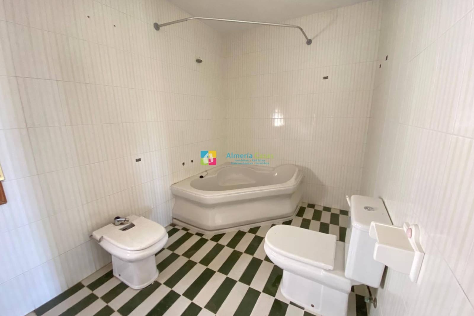 4 sypialnia Willa na sprzedaż w Albox z basenem garażem - 250 000 € (Ref: 9524797)