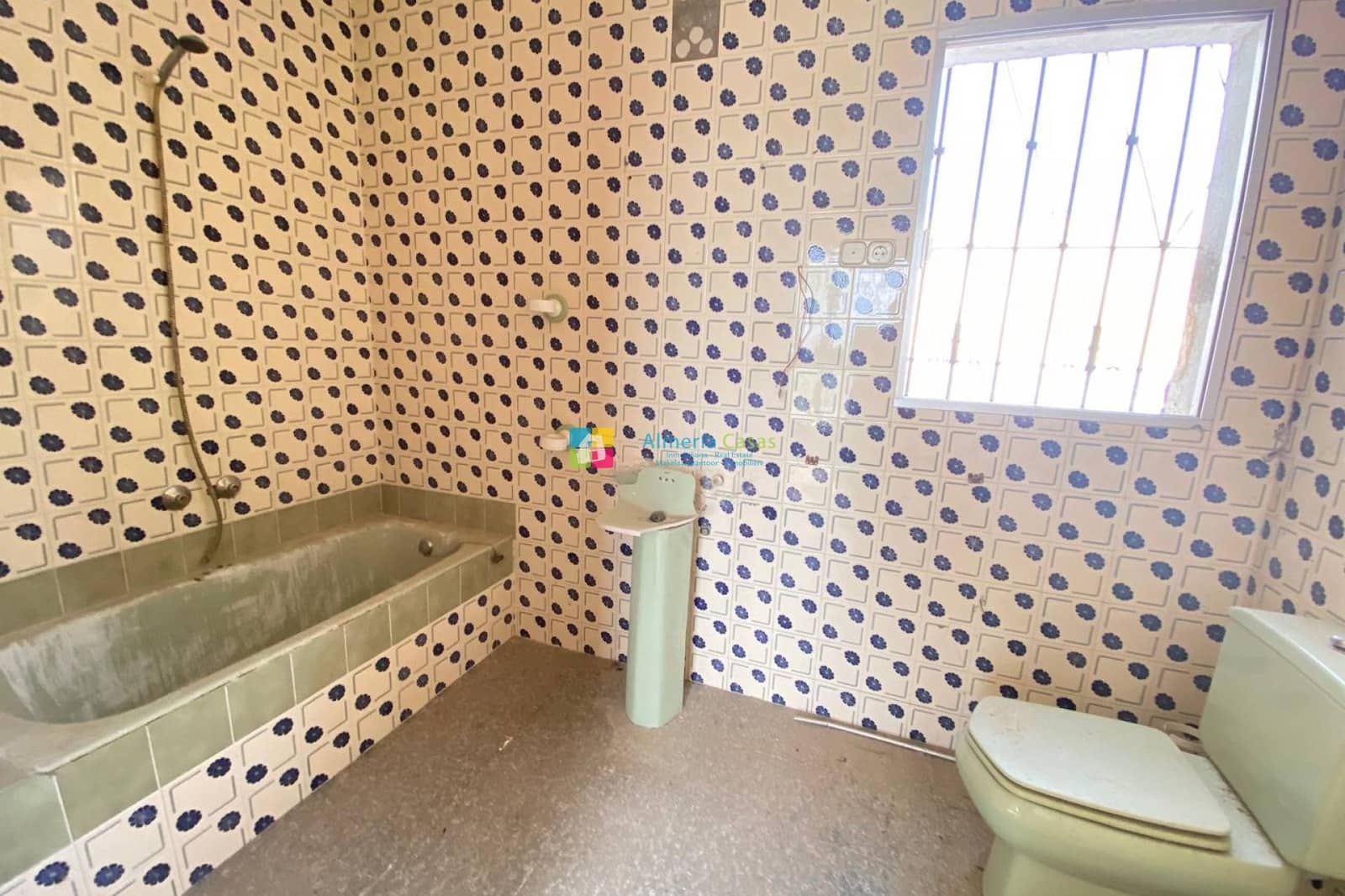 4 sypialnia Willa na sprzedaż w Albox z basenem garażem - 250 000 € (Ref: 9524797)