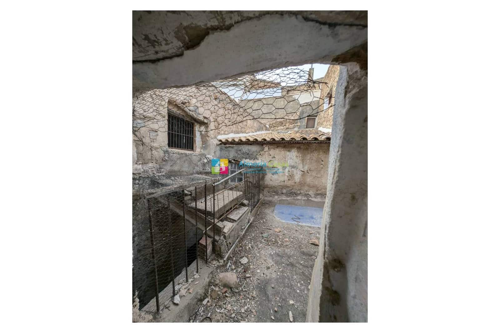 4 bedroom Townhouse for sale in Albanchez - € 59,000 (Ref: 9528503)