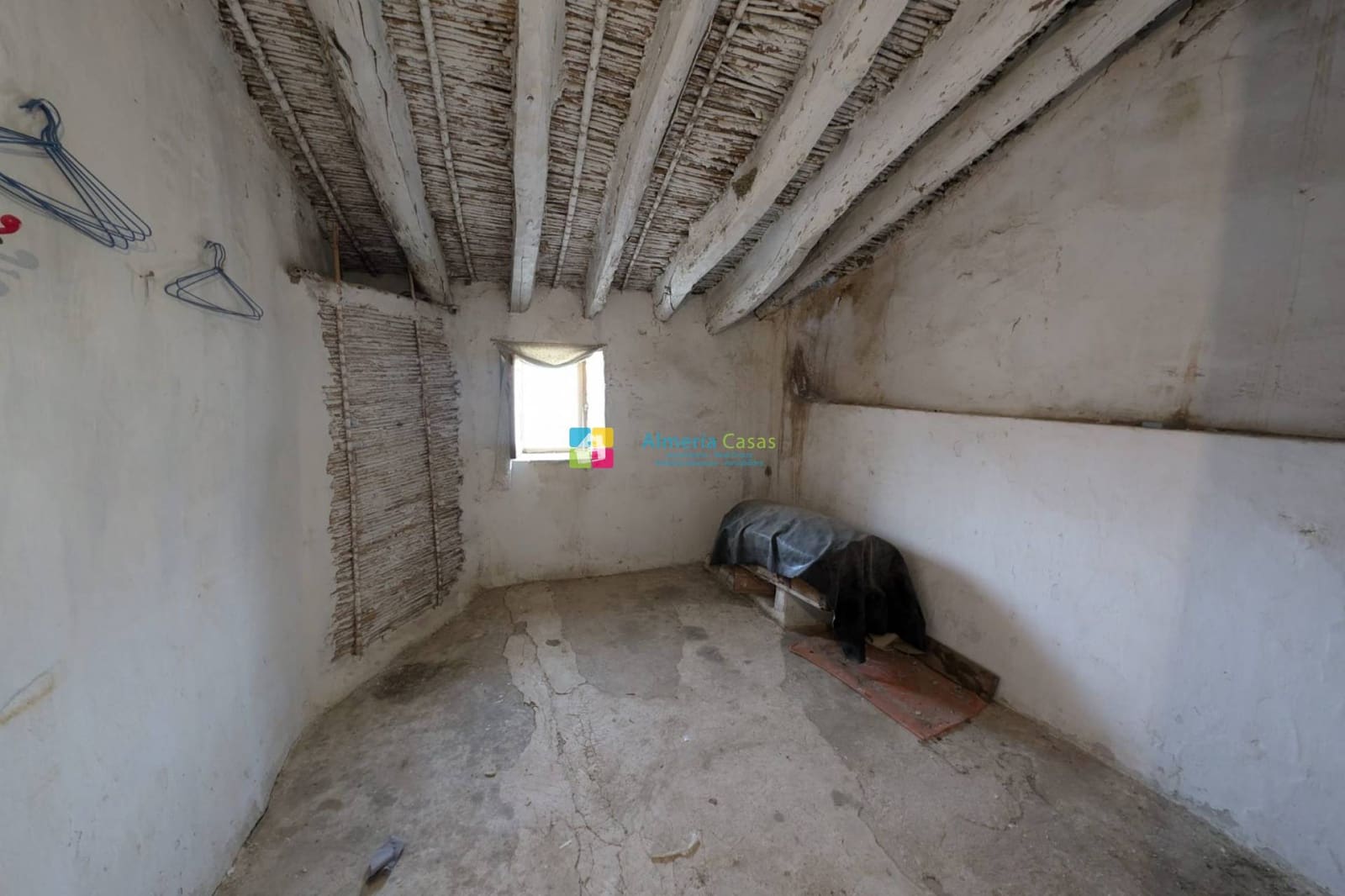 4 bedroom Townhouse for sale in Albanchez - € 59,000 (Ref: 9528503)