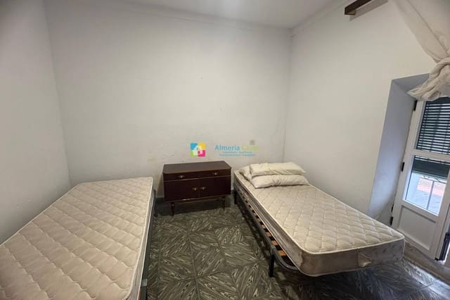 7 bedroom Townhouse for sale in Suflí - € 99,000 (Ref: 9528507)