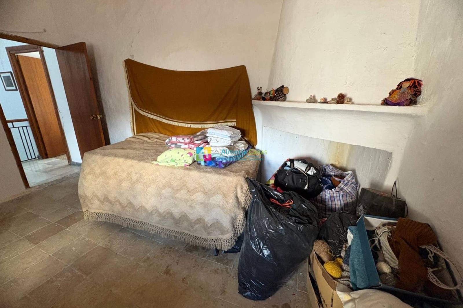 7 bedroom Townhouse for sale in Sufli - € 99,000 (Ref: 9528507)