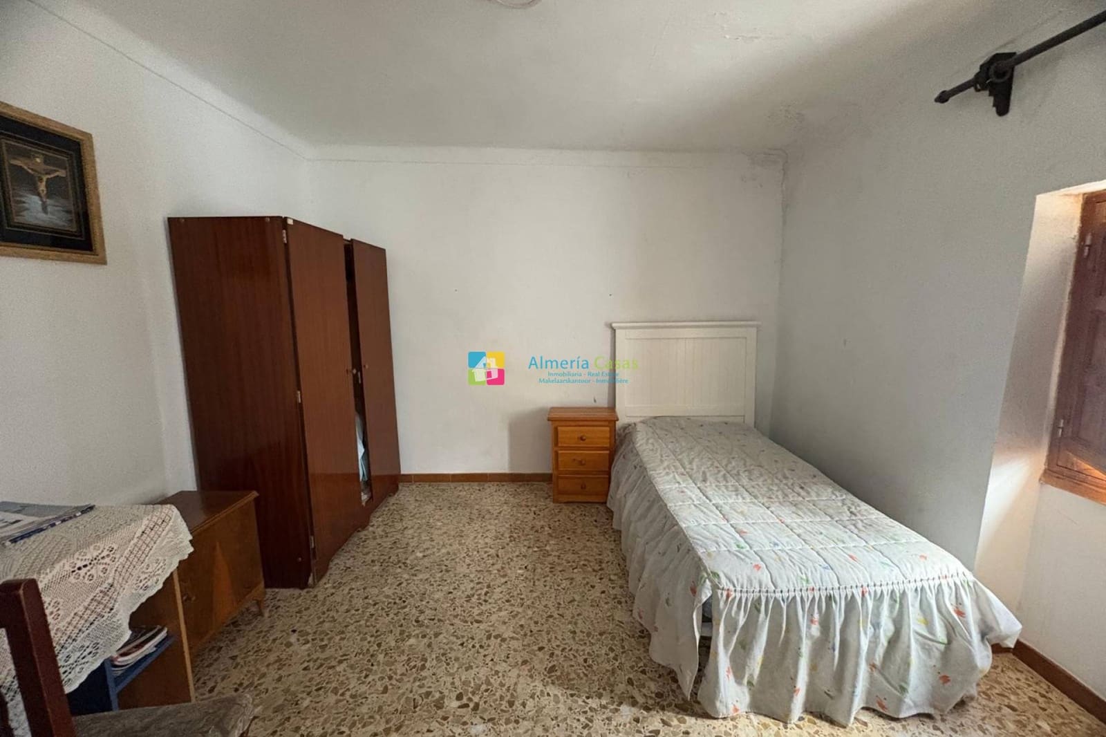 7 bedroom Townhouse for sale in Sufli - € 99,000 (Ref: 9528507)