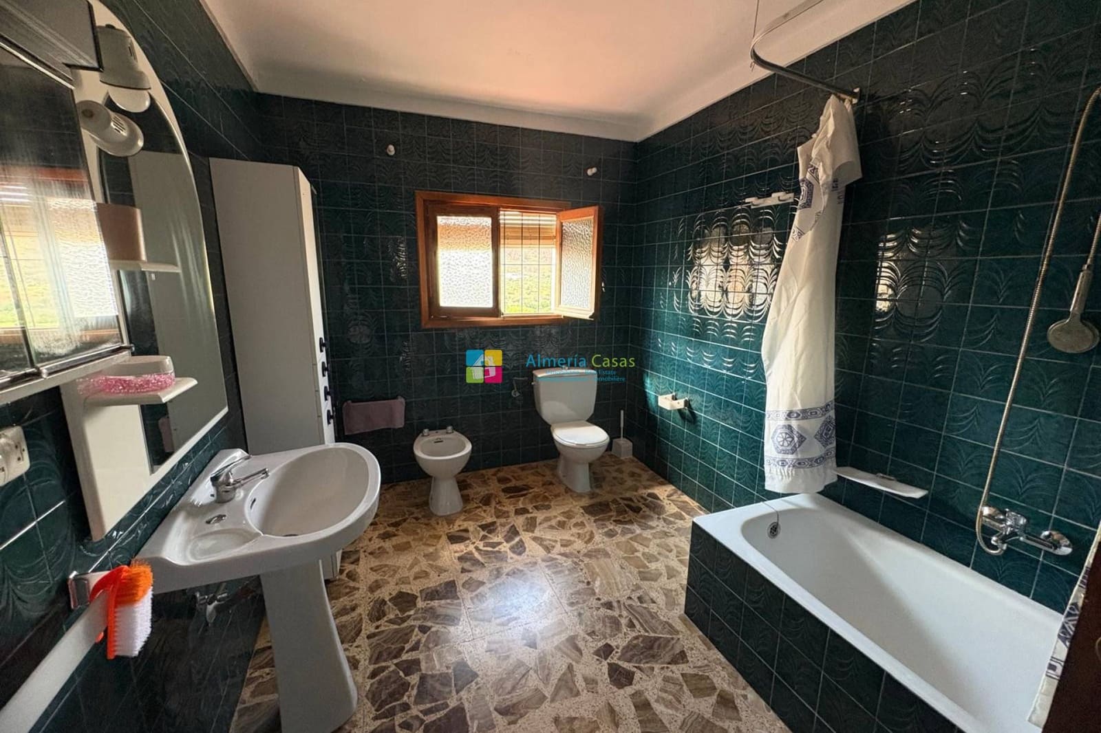 7 bedroom Townhouse for sale in Sufli - € 99,000 (Ref: 9528507)