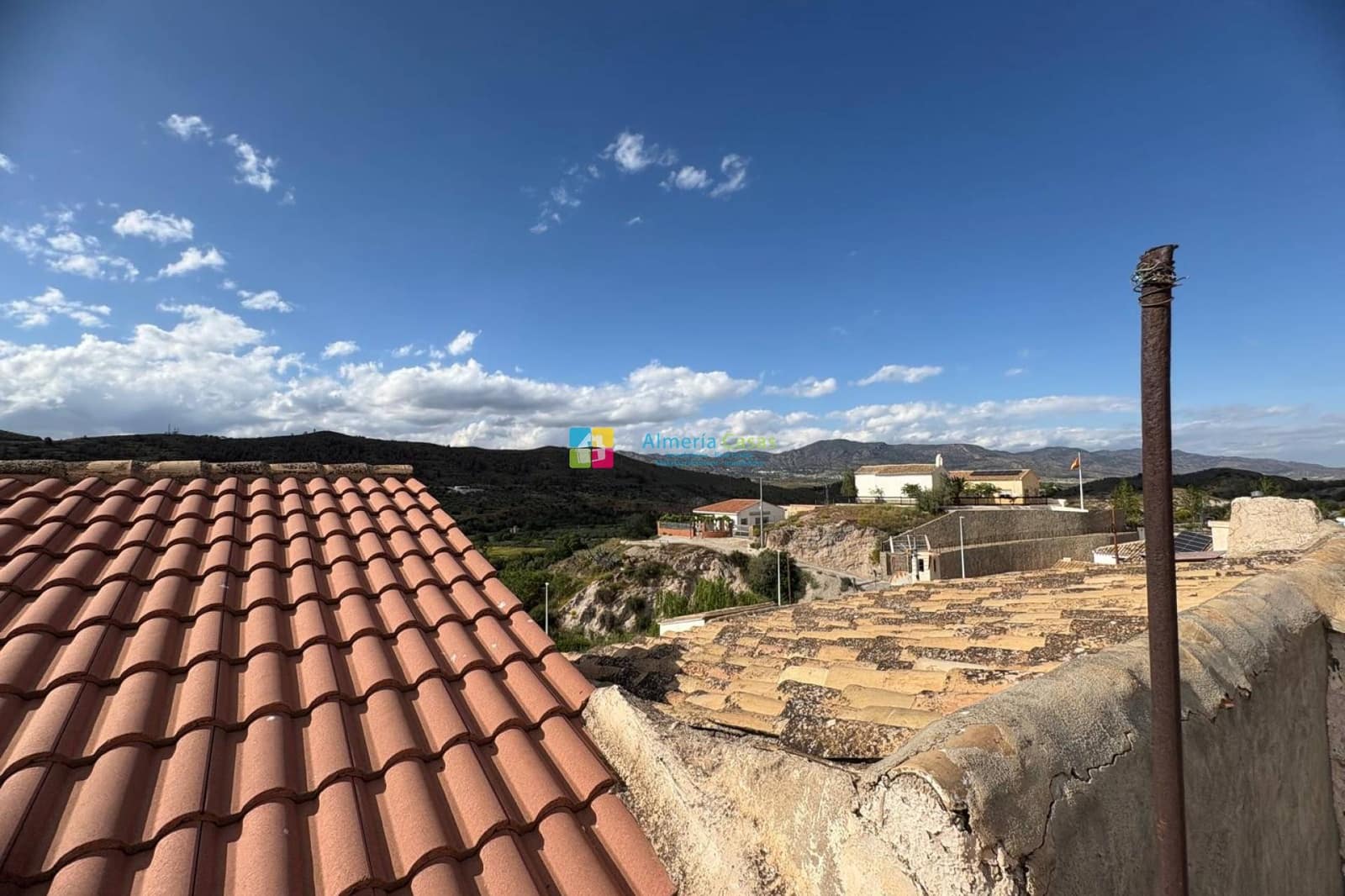 7 bedroom Townhouse for sale in Sufli - € 99,000 (Ref: 9528507)