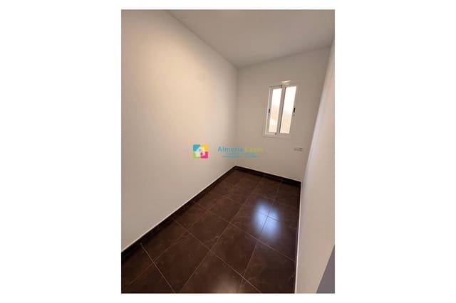 3 makuuhuone Huoneisto vuokrattavana paikassa Los Llanos (Zurgena), Zurgena - 475 € (Ref: 9532189)