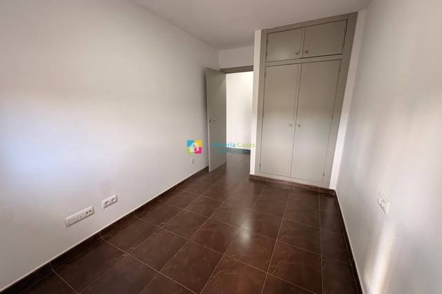 3 makuuhuone Huoneisto vuokrattavana paikassa Los Llanos (Zurgena), Zurgena - 475 € (Ref: 9532189)