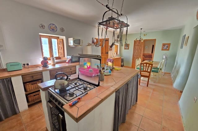 4 slaapkamer Finca/Landhuis te koop in Albox - € 120.000 (Ref: 9534740)