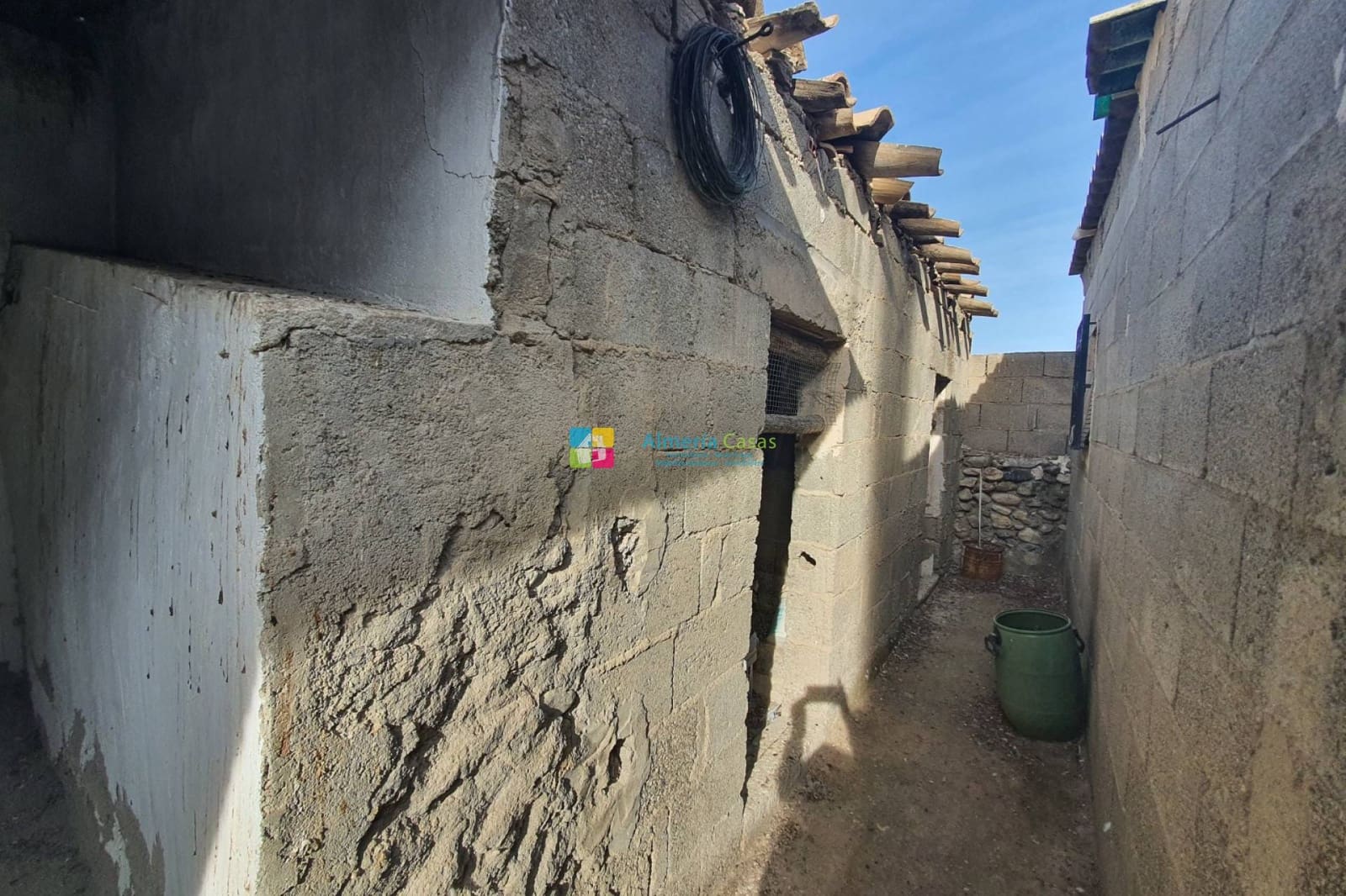 4 bedroom Finca/Country House for sale in Arboleas - € 119,999 (Ref: 9534742)