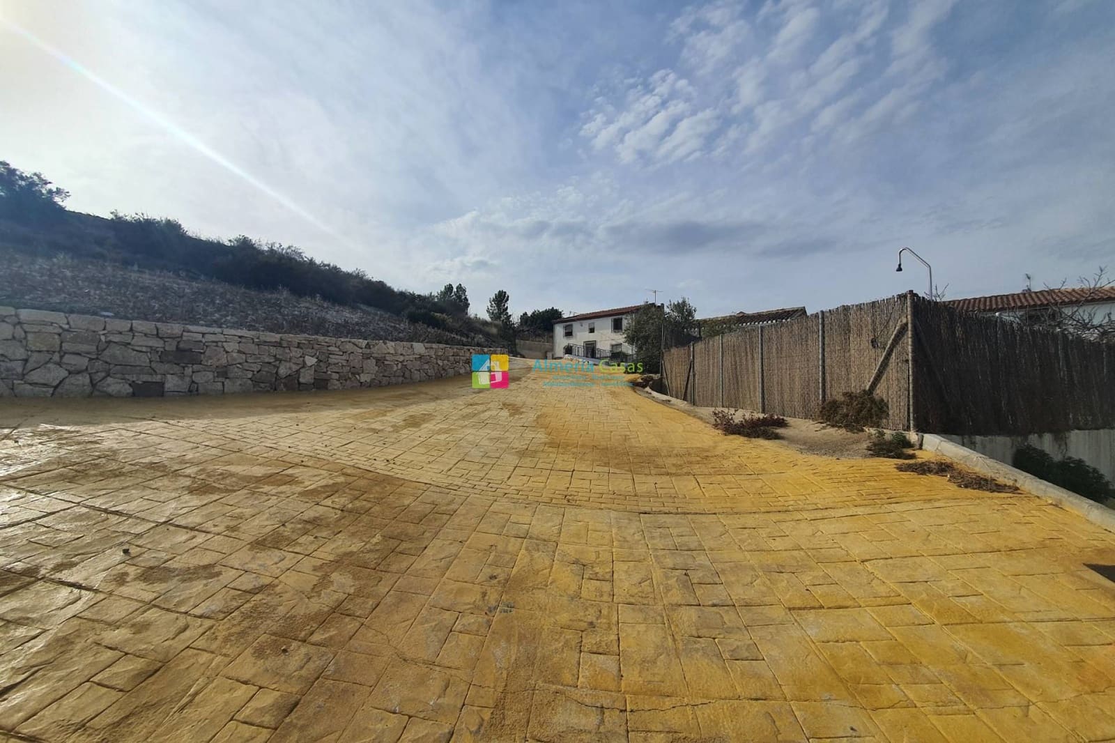 4 bedroom Finca/Country House for sale in Arboleas - € 119,999 (Ref: 9534742)