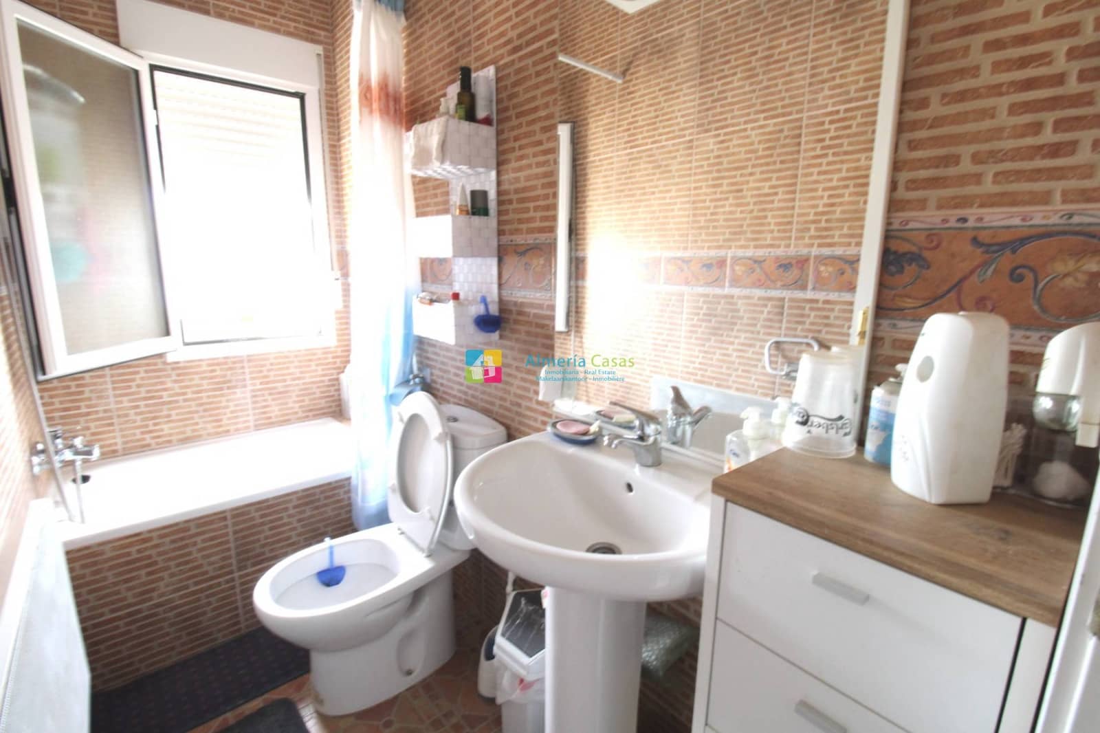 3 soveværelse Finca/Landehus til salg i Oria med garage - € 80.000 (Ref: 9534743)