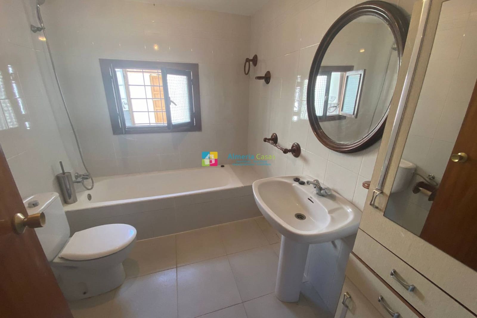 6 sypialnia Dom na sprzedaż w Albox z garażem - 116 000 € (Ref: 9534744)