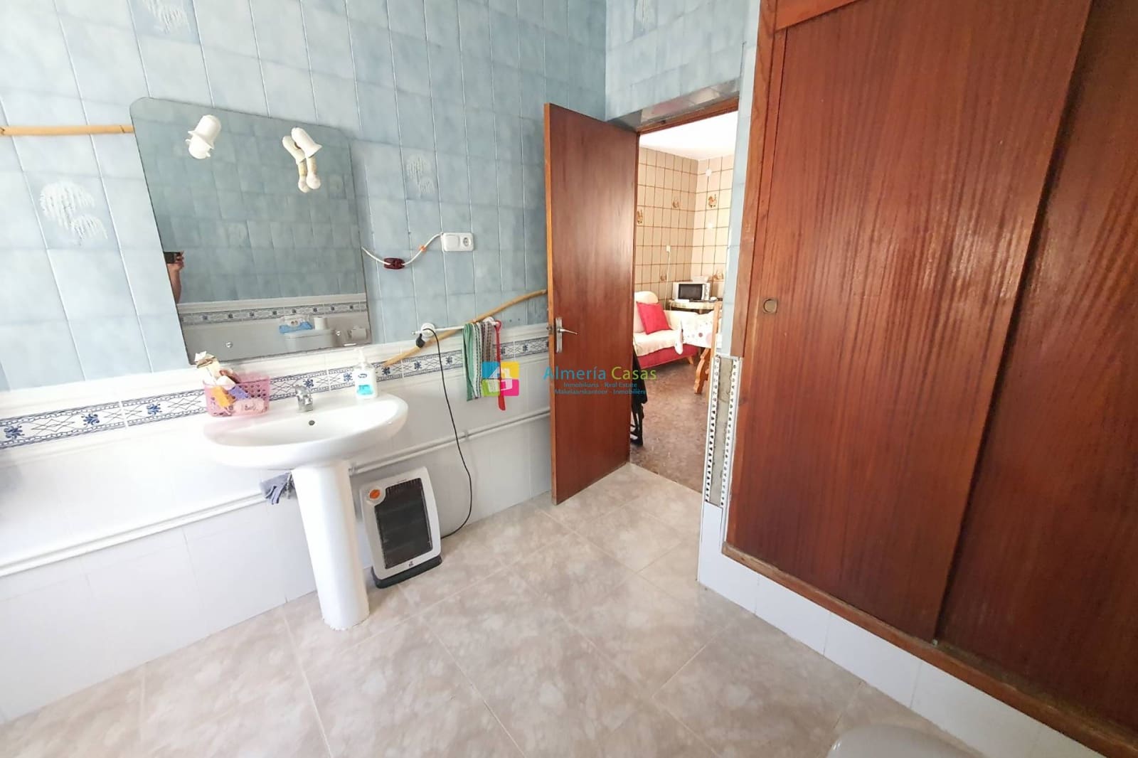 6 sypialnia Finka/Dom wiejski na sprzedaż w Huercal-Overa z garażem - 145 000 € (Ref: 9534745)