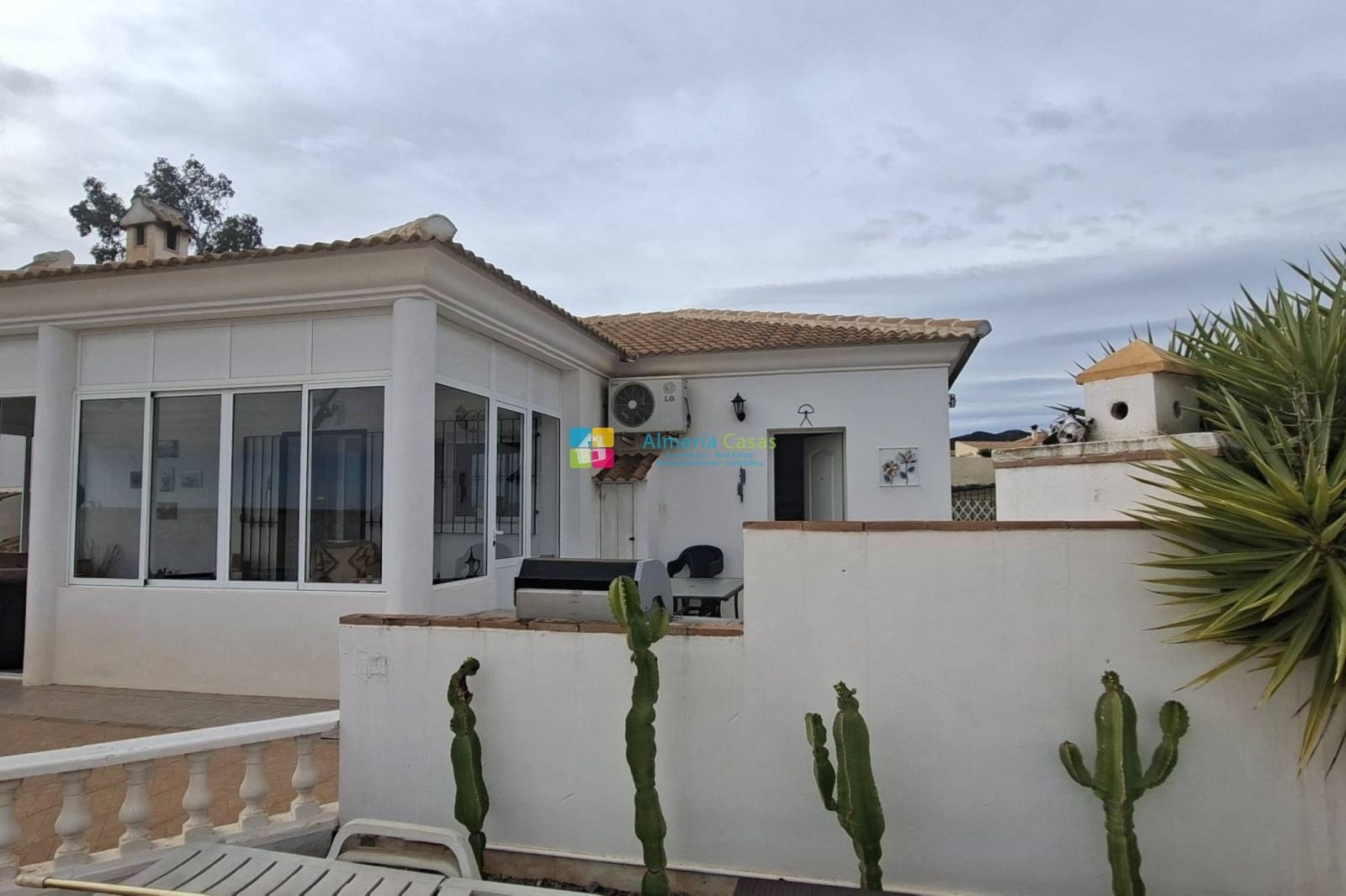3 bedroom Villa for sale in Arboleas with pool - € 230,000 (Ref: 9537752)