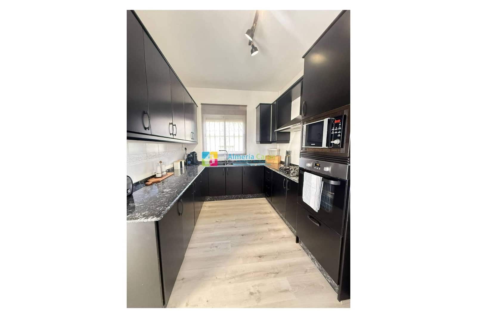 3 Zimmer Villa zu verkaufen in El Cucador mit Pool - 295.000 € (Ref: 9539602)