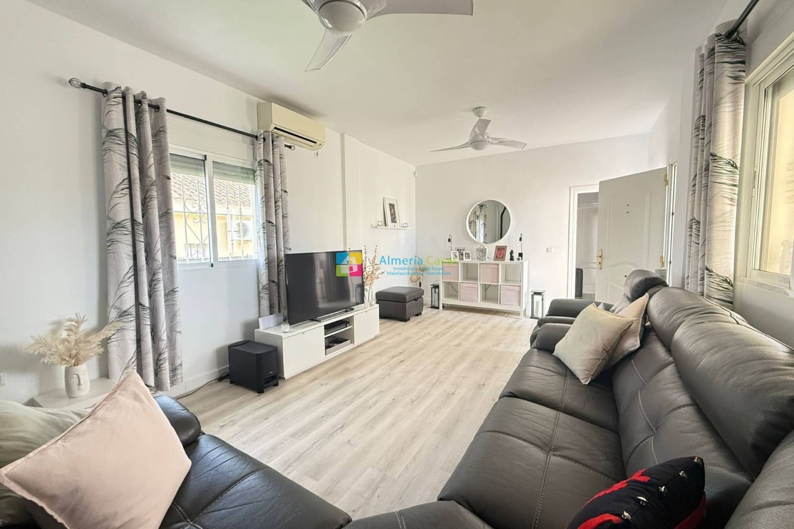 3 Zimmer Villa zu verkaufen in El Cucador mit Pool - 295.000 € (Ref: 9539602)