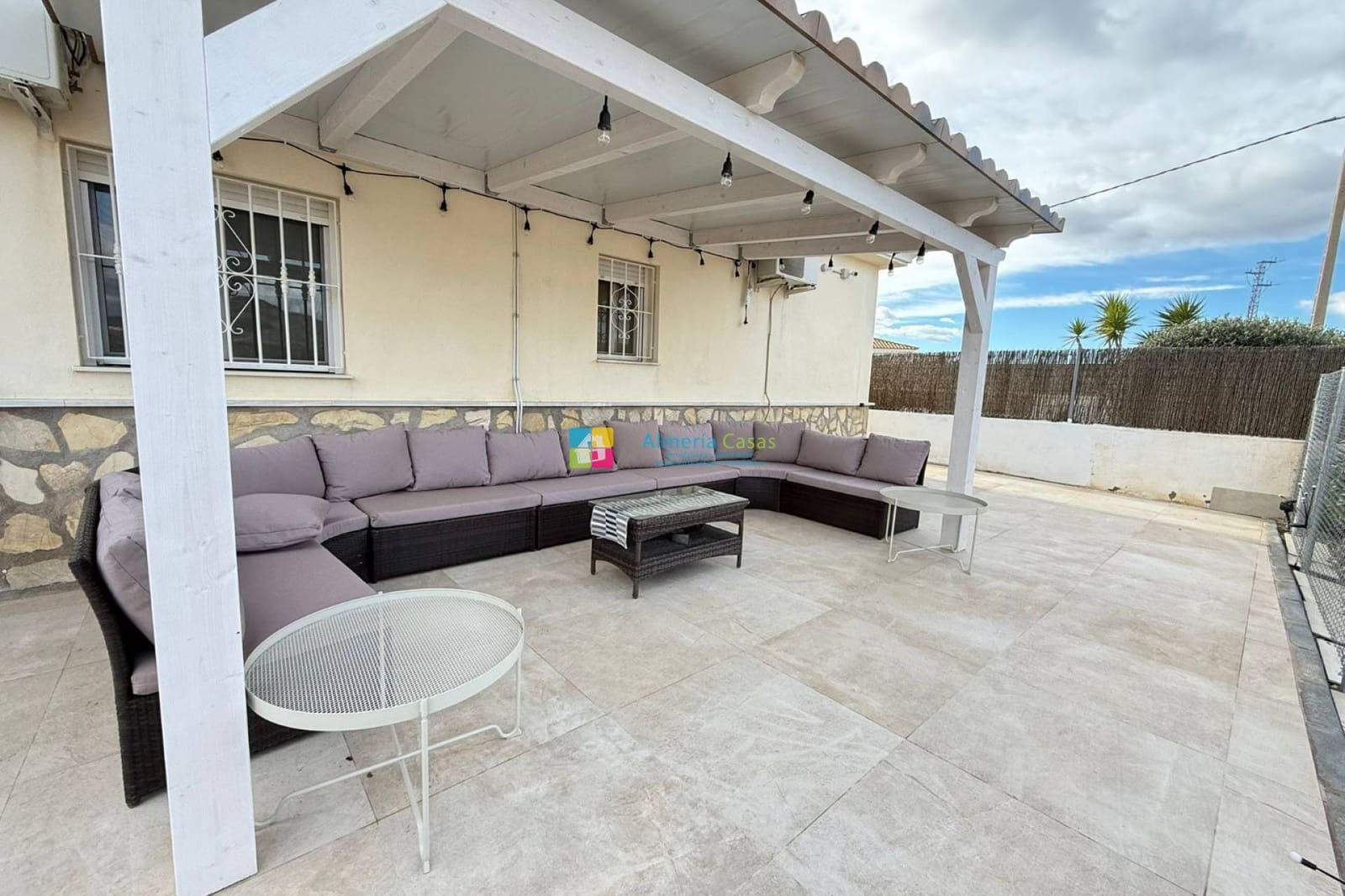 3 Zimmer Villa zu verkaufen in El Cucador mit Pool - 295.000 € (Ref: 9539602)