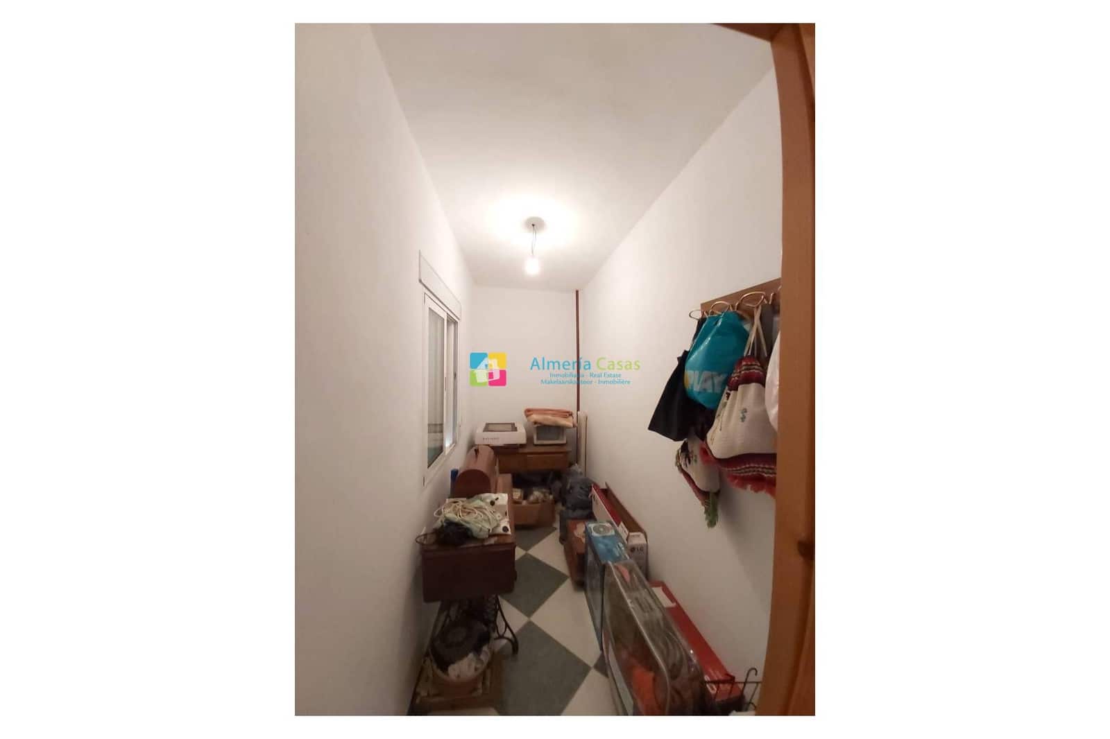 6 soveværelse Byhus til salg i Albanchez - € 95.000 (Ref: 9541996)