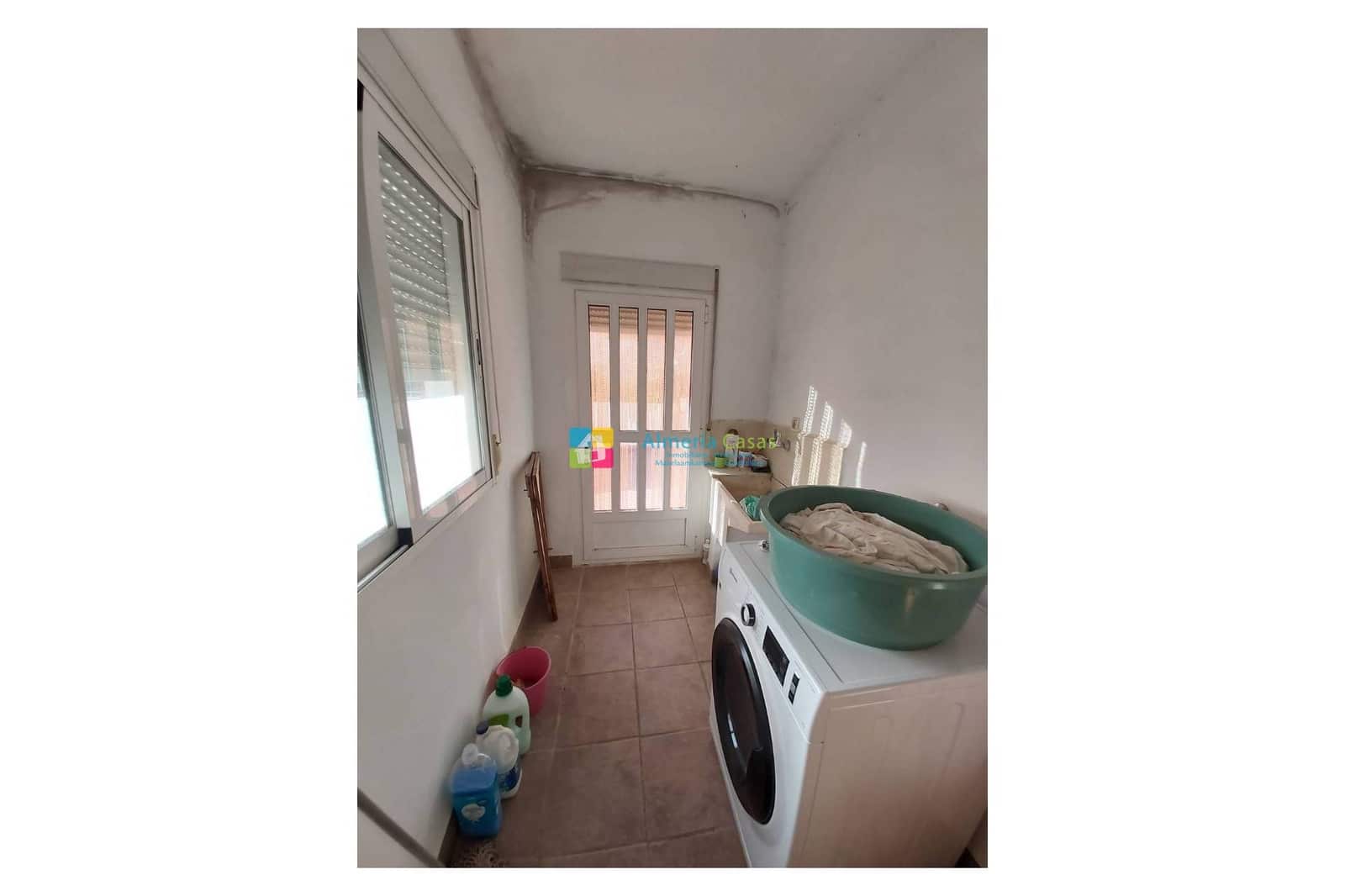 6 soveværelse Byhus til salg i Albanchez - € 95.000 (Ref: 9541996)